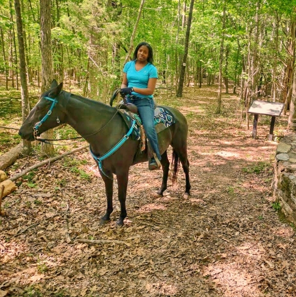 Meet your Posher, Terri - Picture 3 of 6